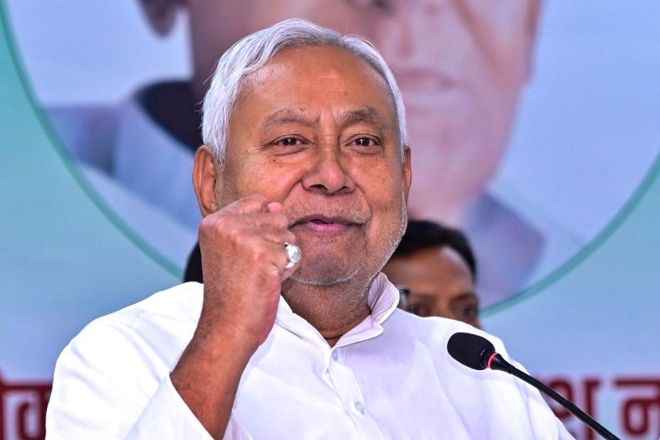बिहार में शिक्षकों की नियुक्ति को लेकर सीएम नीतीश कुमार ने लिया अहम फैसला — अब बहाली प्रक्रिया में राज्य निवास प्रमाणपत्र होगा अनिवार्य