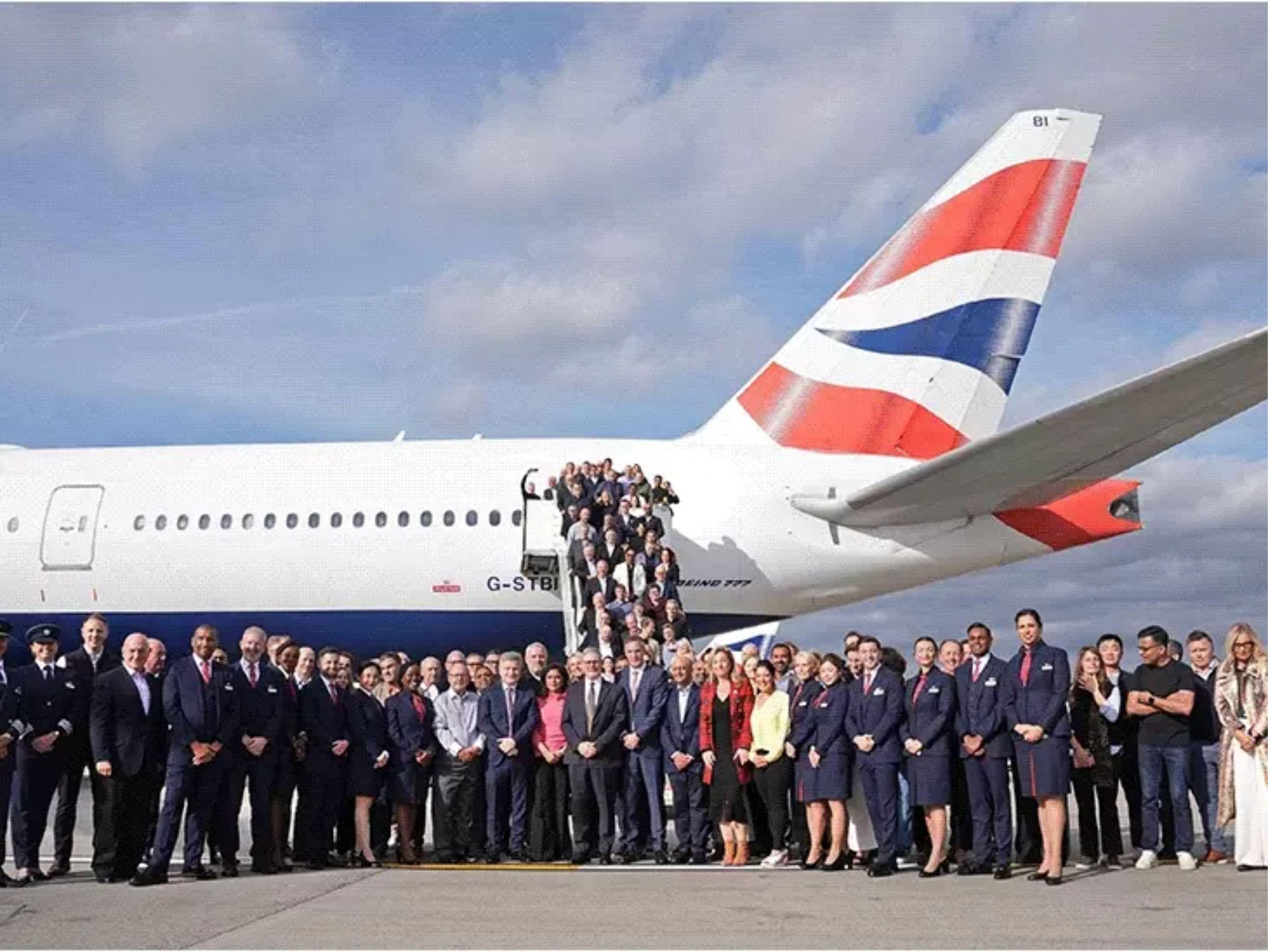 ब्रिटिश पीएम 100 लोगों के प्रतिनिधिमंडल के साथ भारत पहुंचे;